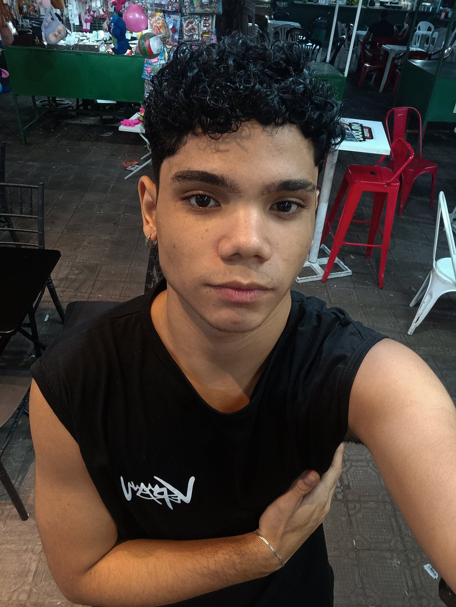 tonyguiix's tweet photo. 🤍 https://t.co/NEw3no9g2M