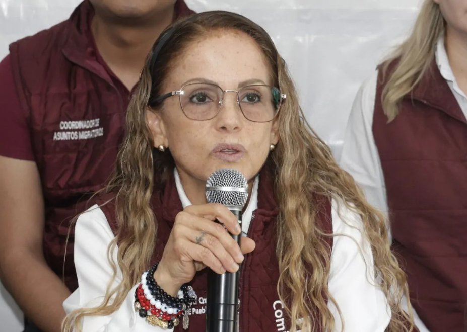 RepInformativo's tweet photo. Olga Lucía Romero Garci-Crespo llamó a frenar la desinformación tras los hechos violentos recientes y pidió responsabilidad política ante la circulación de rumores y contenido manipulado. #Puebla #Seguridad #UnidadPolítica #Morena https://t.co/lzrCxzIMhy https://t.co/wypP1Pzdvz