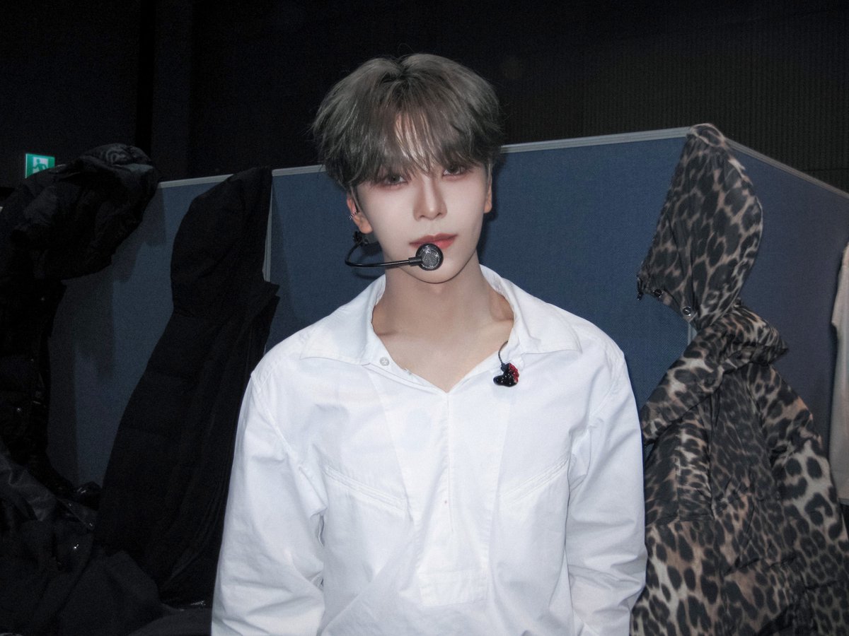 허씬롱 얼굴 tweet media