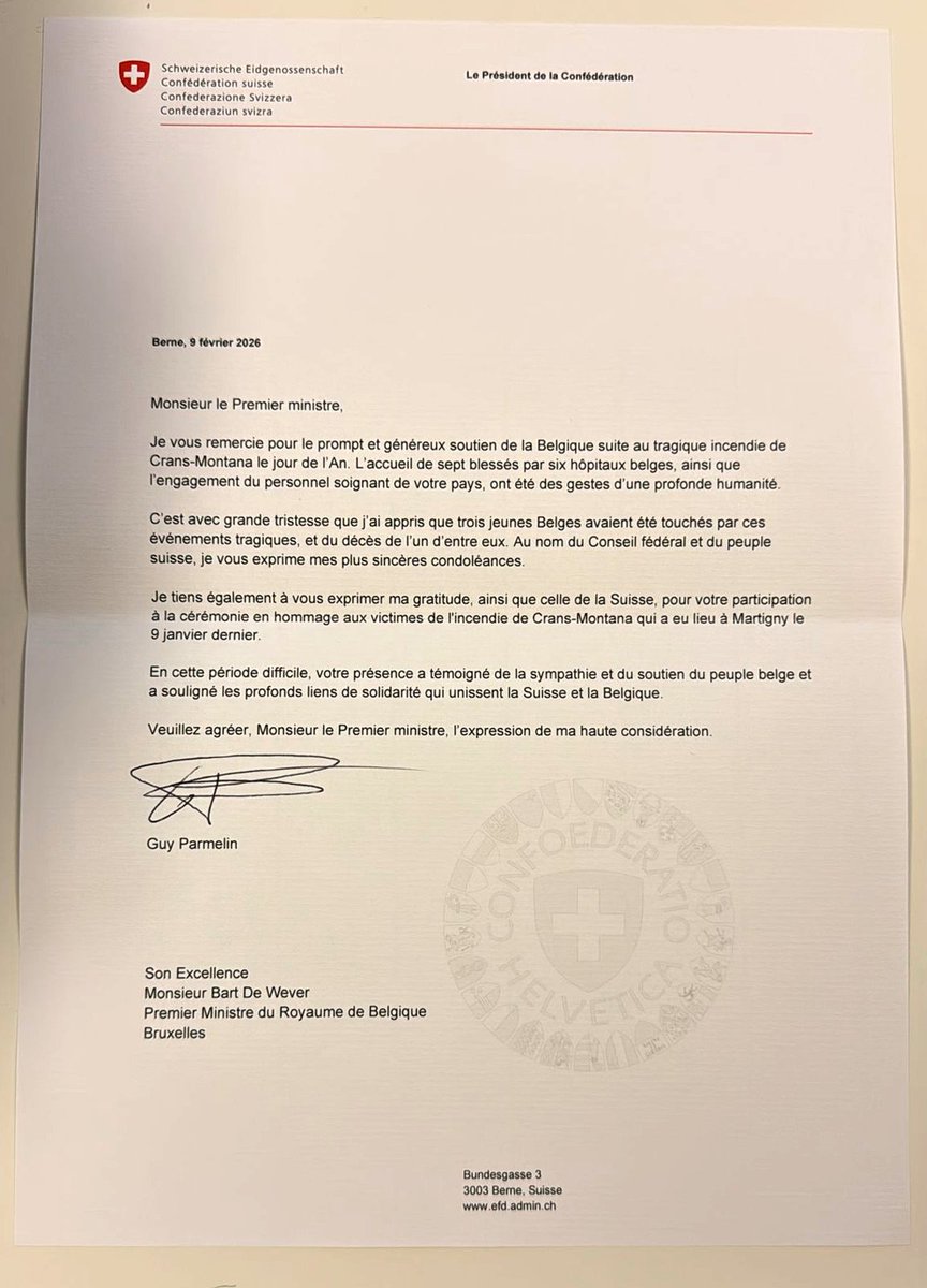 J'ai reçu une chaleureuse lettre du président suisse, dans laquelle il exprime sa profonde gratitude pour l'engagement exceptionnel de notre personnel soignant à la suite du tragique incendie de Crans-Montana. Je m'associe volontiers à cette appréciation et reconnaissance. Mes