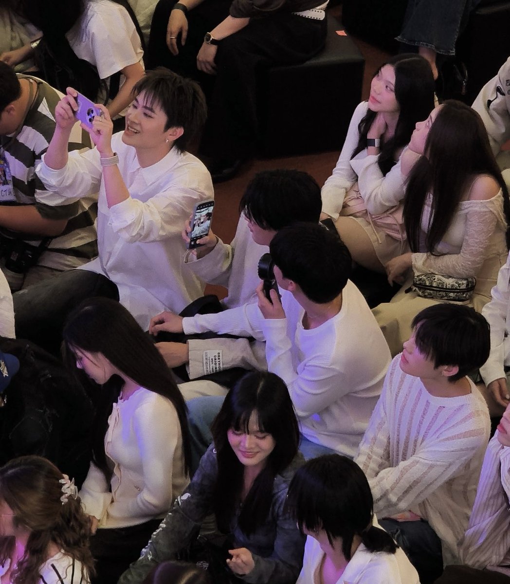 icantfeelanything (@jefthebest) on Twitter photo 