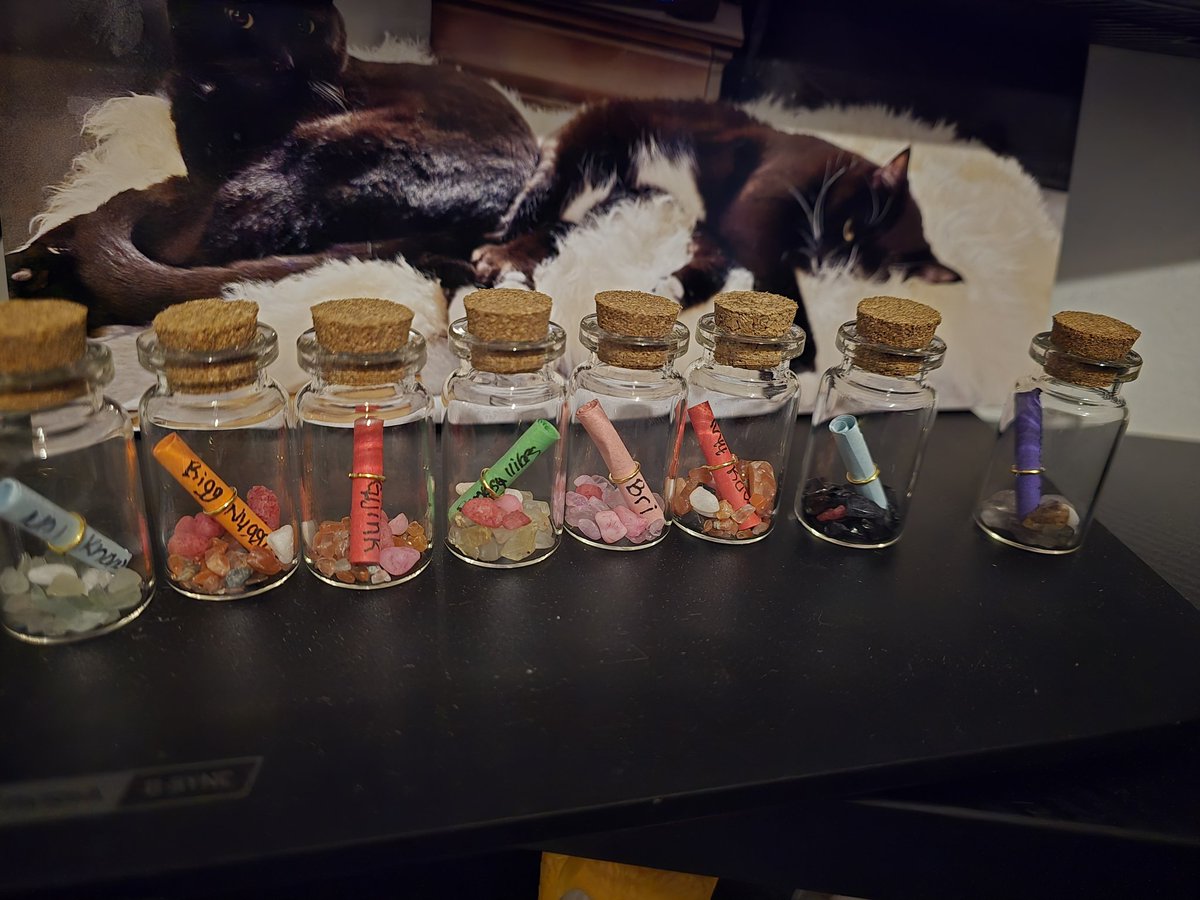 Gothicskullmum's tweet photo. Thanks for those who joined my birthday subathon! I greatly appreciate you! 💀♥️ You make a girl feel special! https://t.co/pKtOFl0X2w