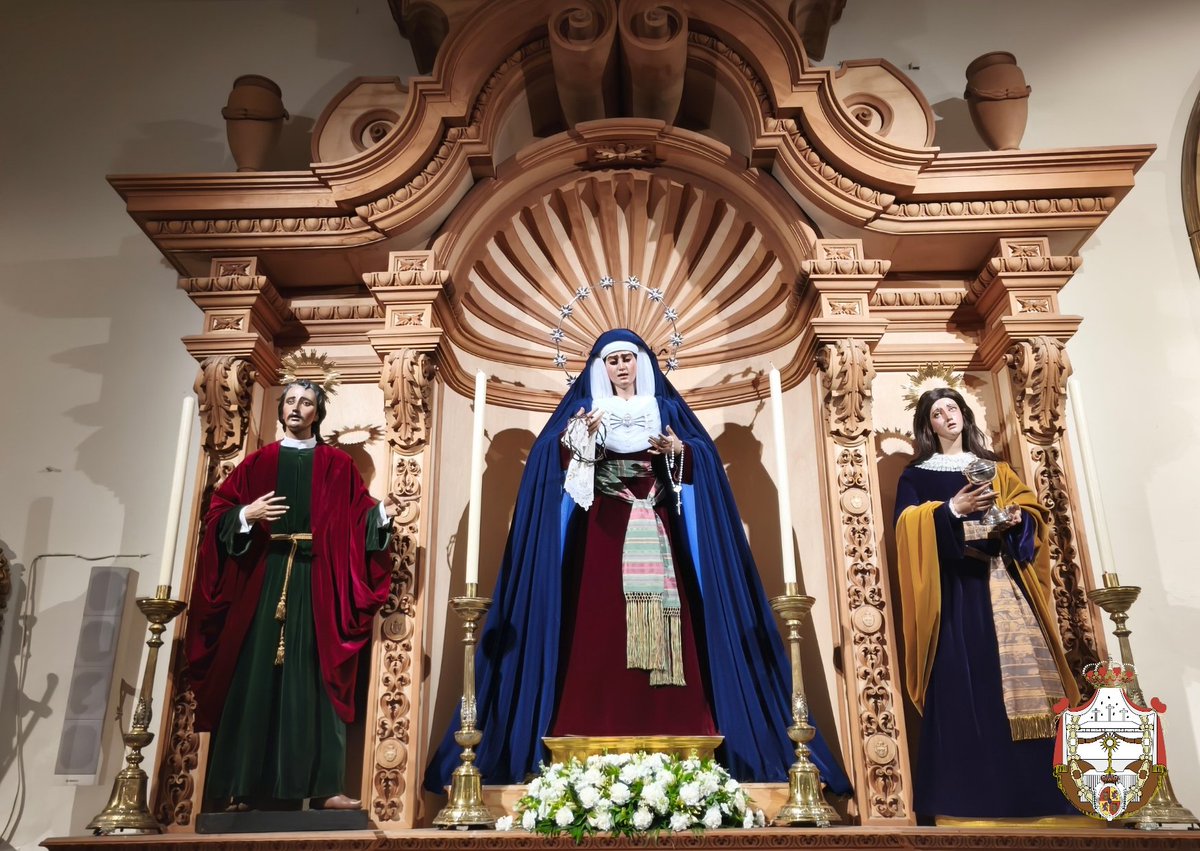 🟪 𝕍𝔼𝕊𝕋𝕀𝕄𝔼ℕ𝕋𝔸 || María Santísima de Villaviciosa ataviada de hebrea para la Cuaresma.

<a href="/StoEntierro_Sev/">Santo Entierro Sevilla</a> 

#Hebrea2026 #Cuaresma2026 #CiriosYGiralda #TDSCofrade #TDSActualidad