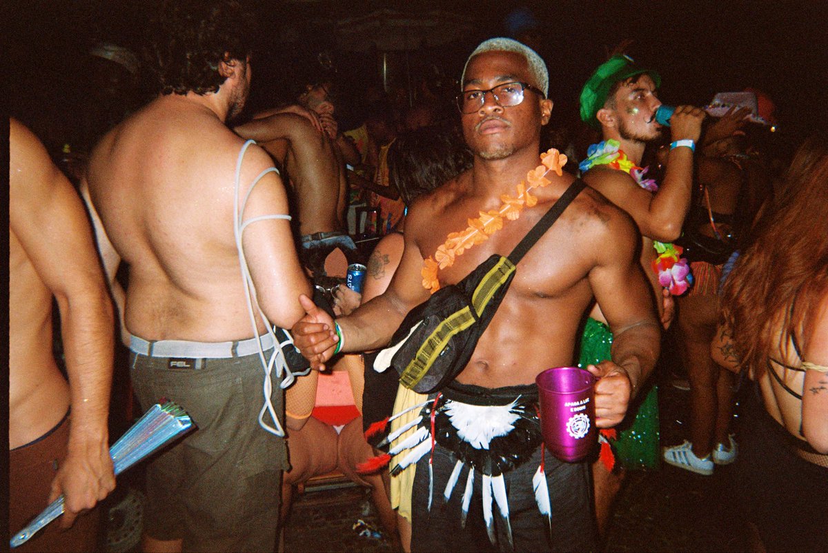 Greenish tweet media