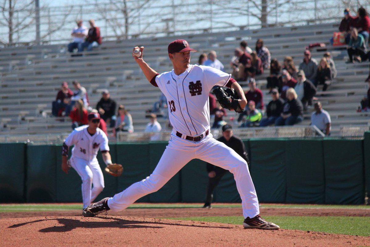 HailStateUnis tweet media