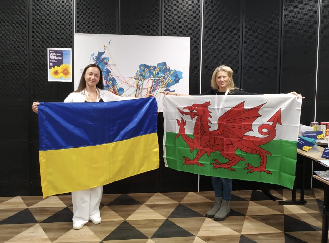 British Council Wales tweet media