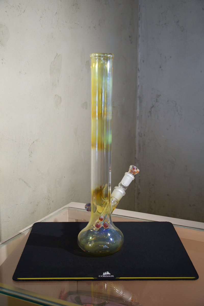 These bongs from Beerdo Glass are available now! We would love to get one in your hands today. We believe everyone should have access to affordable American glass. Get yours now! 🍃💪