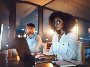 WeAreTechWomen's tweet image. Women effectively work 47 days a year for free compared with men.
New TUC report reveals a £2,548 gender pay gap and warns progress could take decades.
Read more 👇
wearetechwomen.com/the-2548-gende…

#GenderPayGap #WomensPayDay #EqualPay