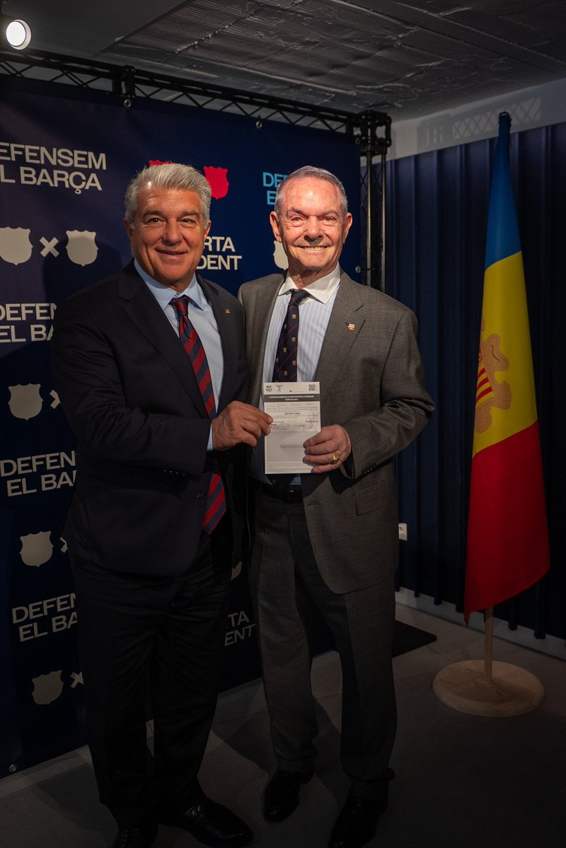 Culers, inaugurem nou punt de recollida de signatures a Andorra! 🔵🔴

La teva veu compta. Vine a signar i suma’t.

📍 Carrer Prat de la Creu 24-26
🕒 De dilluns a divendres, de 12:00h a 20:00h

T’hi esperem!

#DefensemelBarça