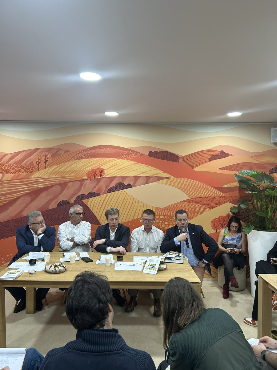 UNPT 🥔 tweet media