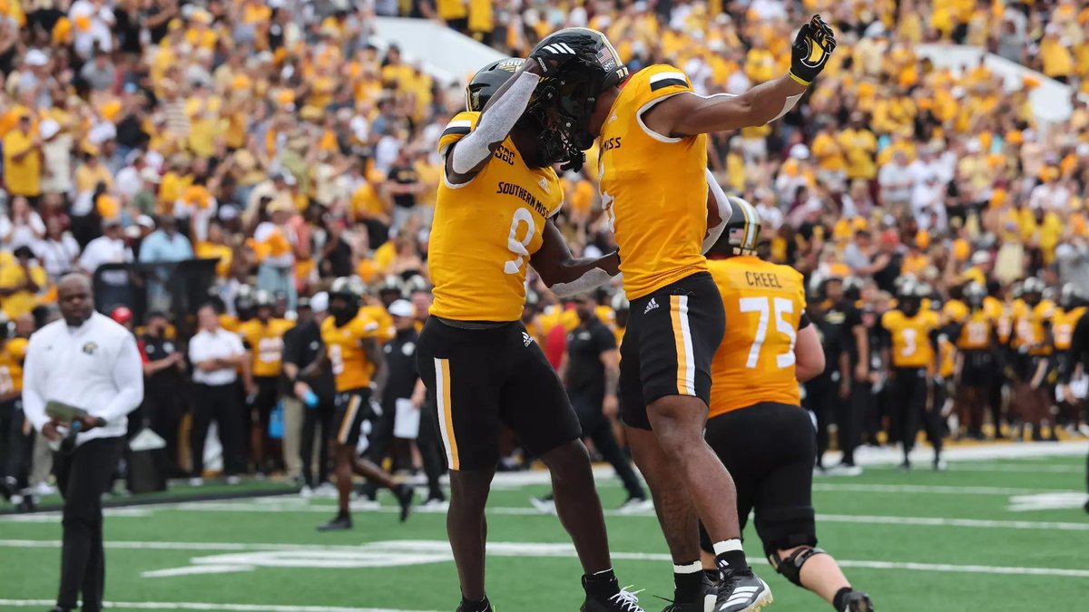 BraxtonSalster's tweet image. I am extremely grateful to receive an official offer from Southern Miss! Thank you @CoachGibbs_ and @SouthernMissFB for this opportunity! All Glory to God!! 
@DexPreps @Bama_2A @Andrew_Ivins @LemmingReport @SWiltfong_ @adamgorney @ITATJason @CClemente247 @TomLuginbill