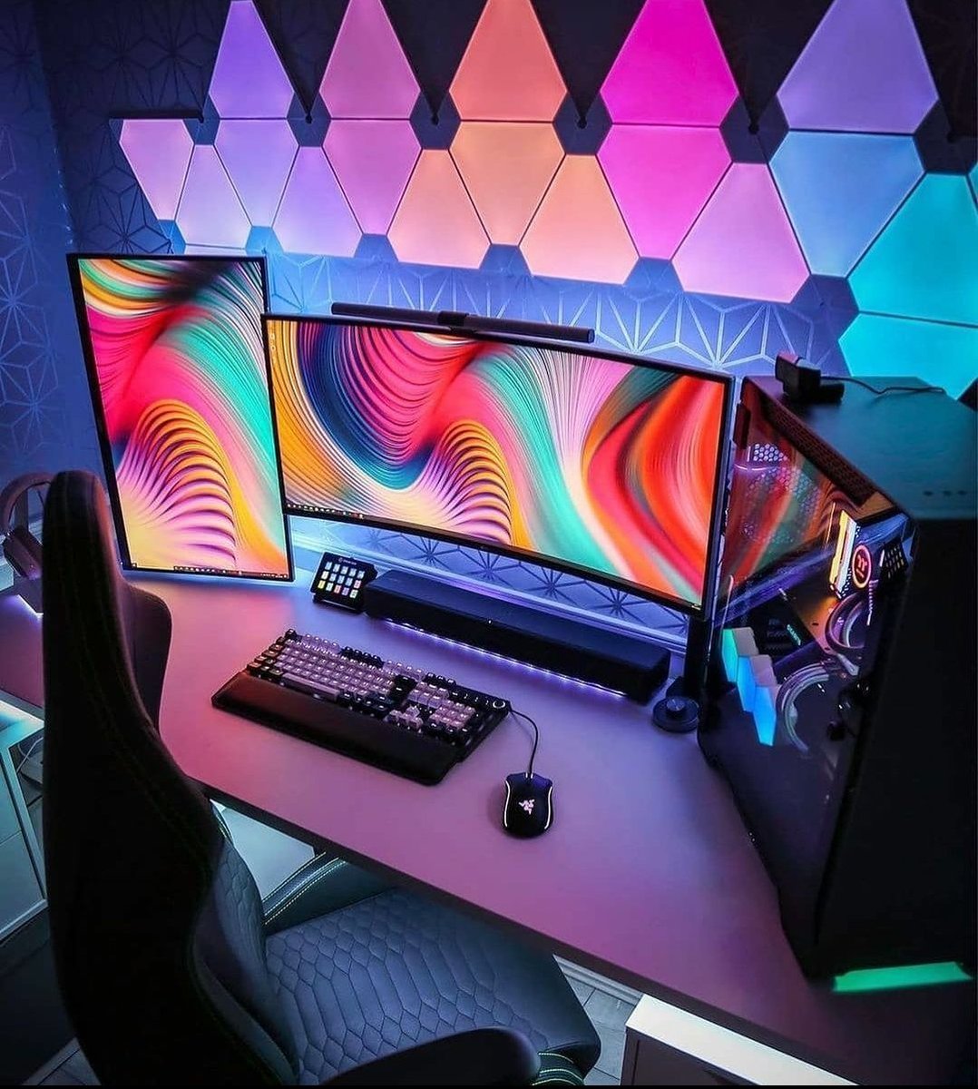 R Λ Z Ξ R 🇪🇸 tweet media