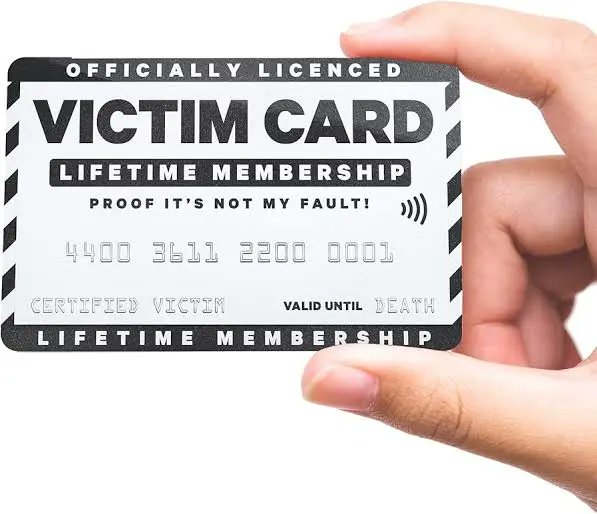 Sibiya whenever he can't answer questions:
#MadlangaCommission