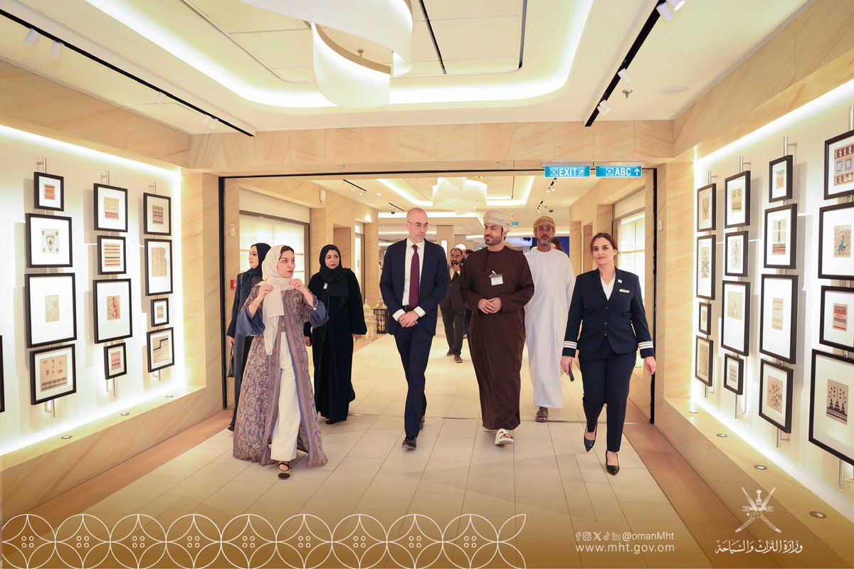 OmanMHT's tweet photo. الوزارة تحتفل بوصول السفينة السياحية أرويا كروز لميناءي السلطان قابوس وخصب.
التفاصيل:
https://t.co/DLTa8XzPos

#تراث_وسياحة https://t.co/SPKoWTtpub