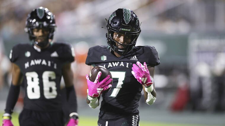 JamesLarsenPFN's tweet image. The St. Louis #Battlehawks have added WR Steven McBride to their roster.

McBride played his college football at Kansas and Hawaii, recording 1,154 receiving yards &amp;amp; 9 TD's. 

@UFLBattlehawks add depth to their WR unit. #UFL