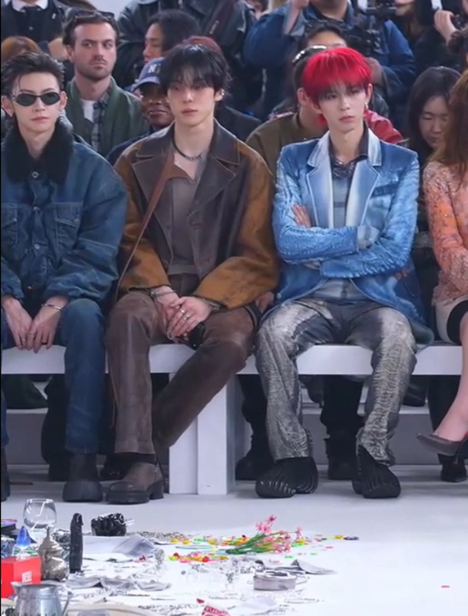 ngl this might be one of my favourite days on at¡ny twt this shit is HILARIOUS