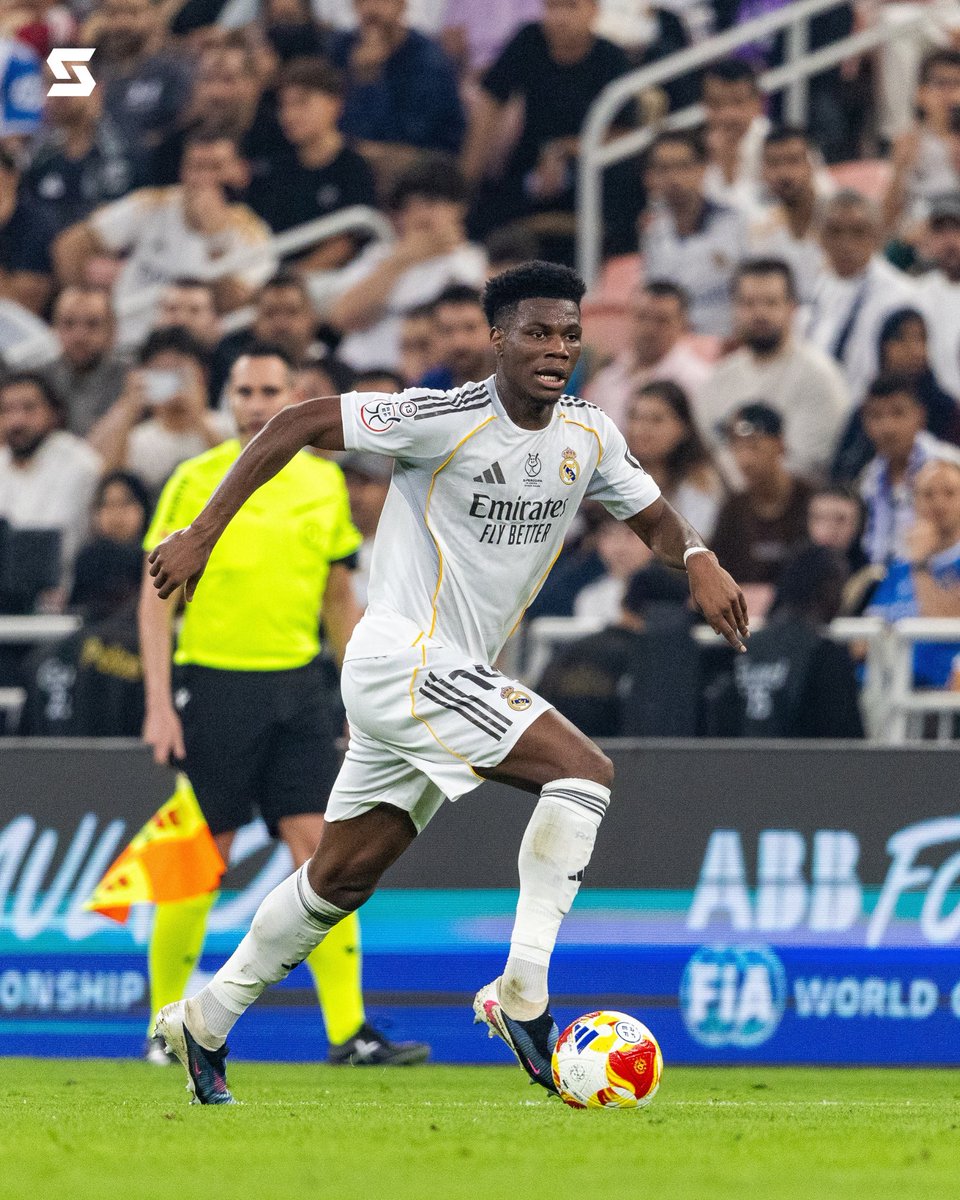 SportScorecom's tweet photo. 🚨 Suspension scare for Real Madrid! 🚨

Four key players are ONE yellow card away from missing the potential UCL Round of 16 first leg. 🟨

🔹 Vinicius Jr.
🔹 Alvaro Carreras
🔹 Aurelien Tchouameni
🔹 Dean Huijsen

Will Álvaro Arbeloa risk them against Benfica? 🤔

#UCL #RealMadrid #Benfica #FootballNews