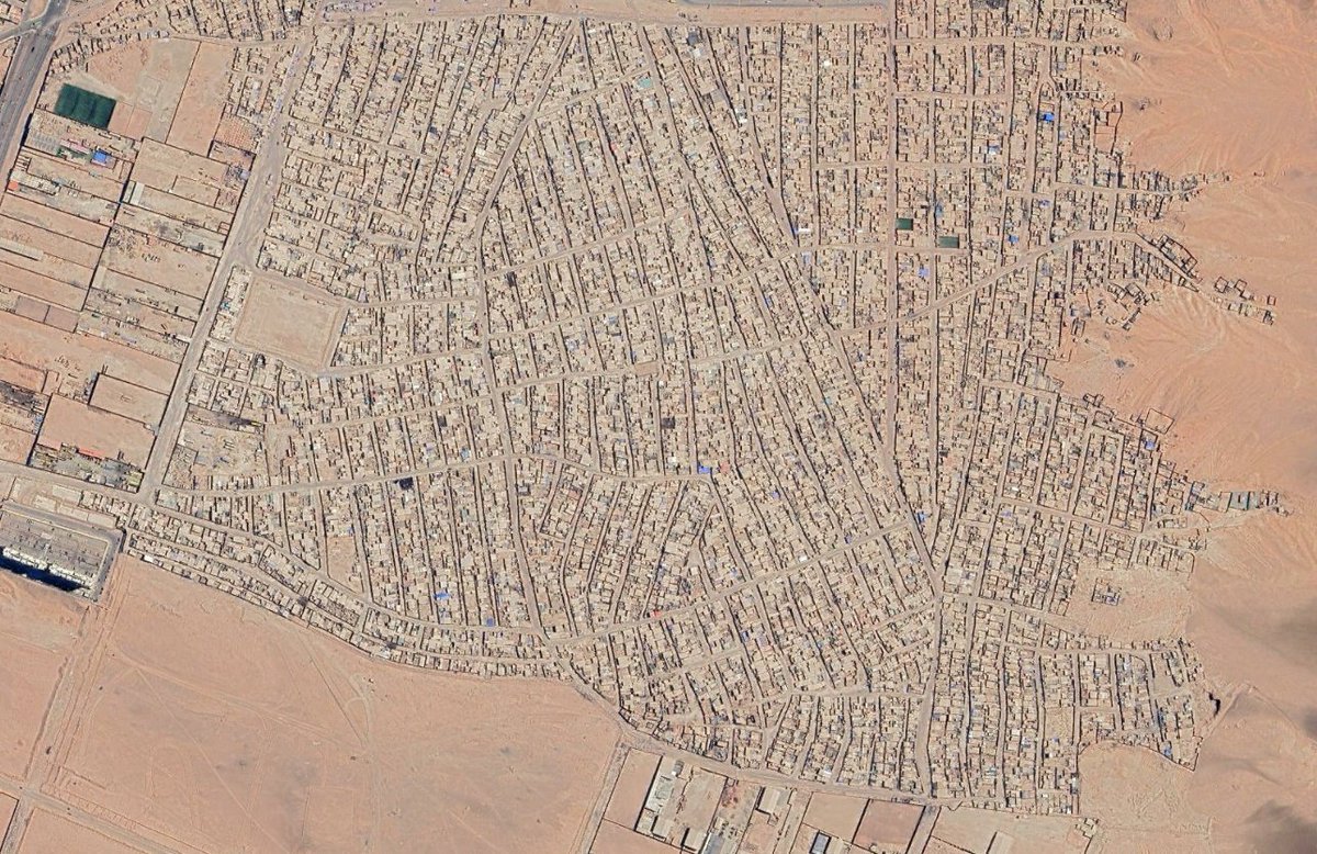Alto Hospicio, 2015-2025. Una década en que la pobreza extrema, la informalidad, y la ilegalidad se multiplicó como pocas veces en nuestra historia.

Importamos pobreza desde los peores países del mundo y empeoramos las condiciones materiales de los pobres nacionales. Monstruoso.