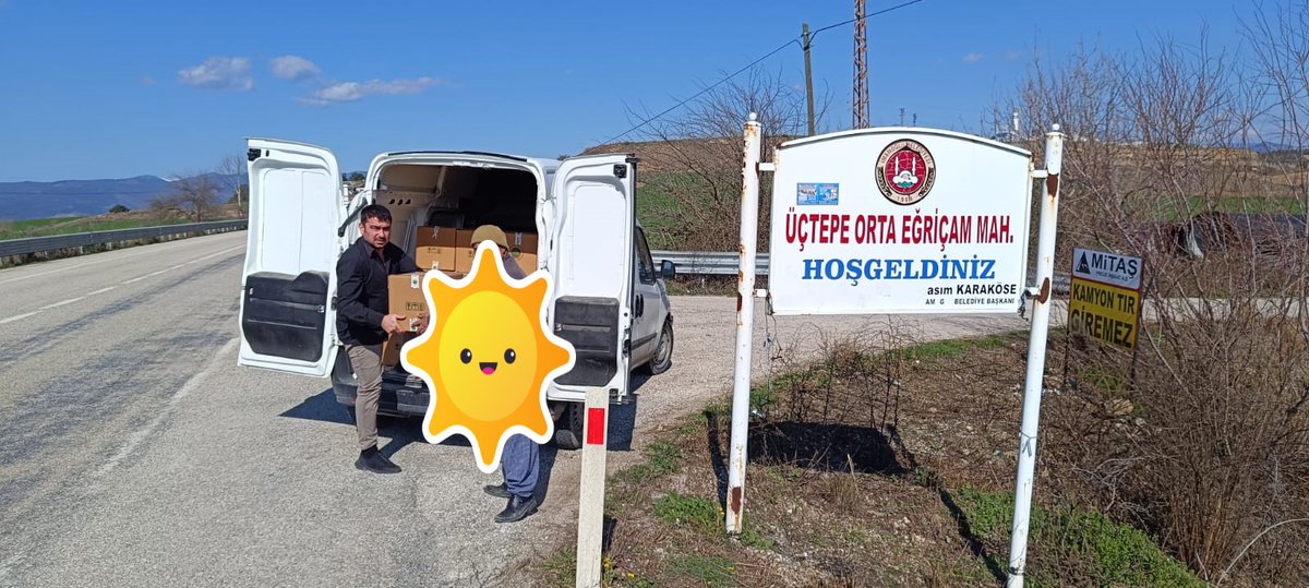 TabiplerTarim's tweet photo. İftar ardına koli dağıtmaya devam ediyoruz. Dağıttığımız her kişinin adı soyadı, kimlik numarası, telefonu kayıt altına alınır. Dağıtılan koli ücretinde lojistik çalışan ücreti olmaz. Ortaklarımızın, meslektaşlarımızın ve hayırseverlerin emek emek kazandıkları ile yaptıkları iyiliğin yerine ulaşmasına tam gayret ediyoruz. Andırın ilçesine bağlı Köleli/Kuzgun köyleri hem depremzede hem de dağ köyü... Üçtepe ortaeğriçam ve elifçeler kırsal küme evlerinde gündüz dağıttık. Adana dağ köylerinde yardım alamayan zor durumda olanları bize söylerseniz ulaşalım.