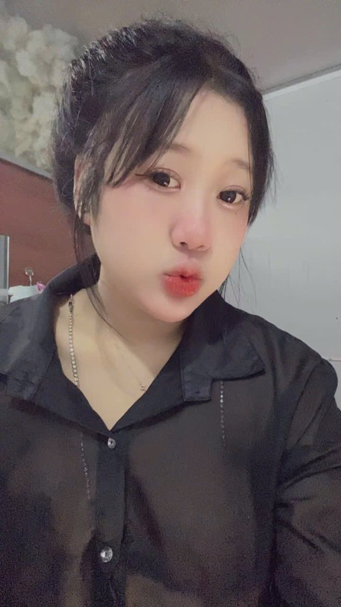 Bae Xênh tweet media