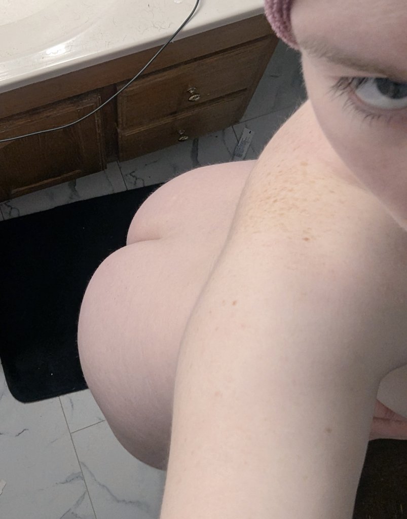 DCguestA41's tweet photo. good morning :)))))

#nsfw #hornytwt #nsfwtwt https://t.co/CnfVeyOFyS