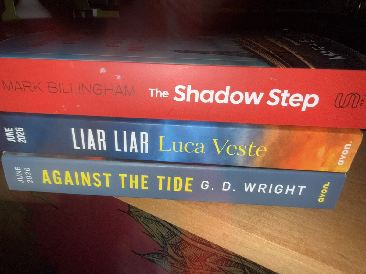 bethsy's tweet photo. Delighted to receive these proofs on my return from @GraniteNoirFest
Thanks to @BooksSphere for @MarkBillingham’s #TheShadowStep, and to @AvonBooksUK for @GDWrightWrites #AgainstTheTide and @LucaVeste’s #LiarLiar https://t.co/DaRSWkdJKq
