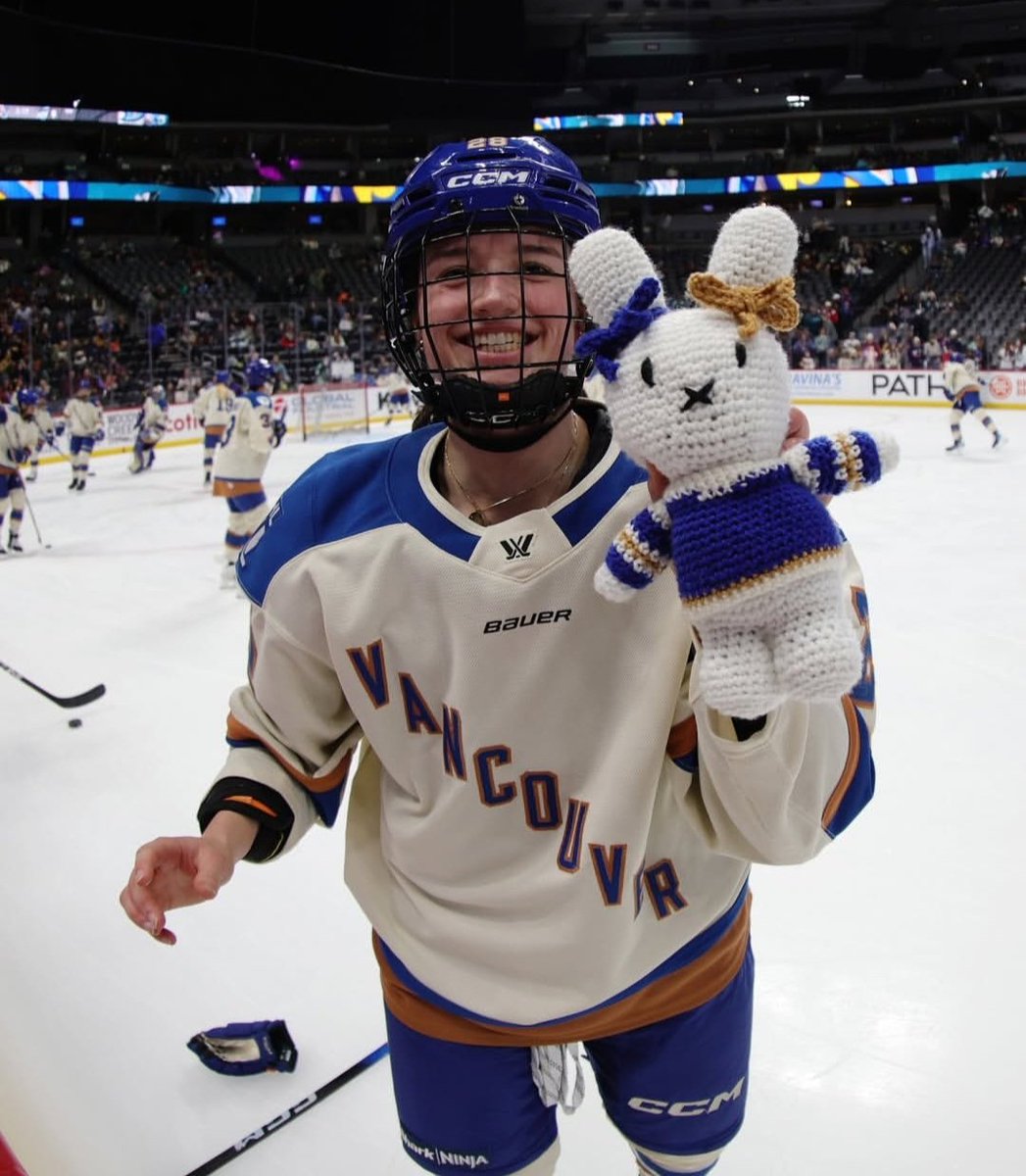 p - alyssa ☆ tweet media