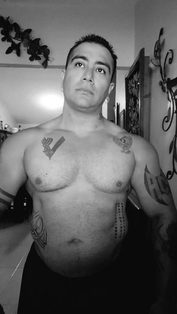 victor hugo tweet media