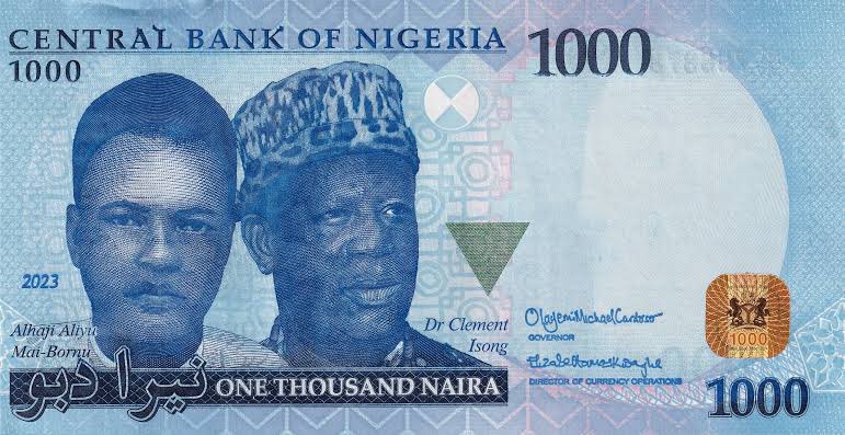 English: They are selling oranges 

Ibadan: