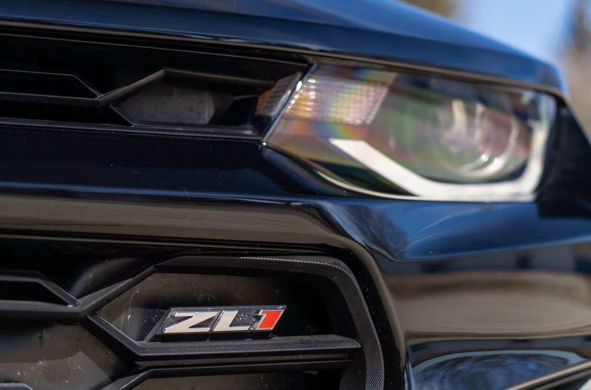 Mecum Auctions tweet media