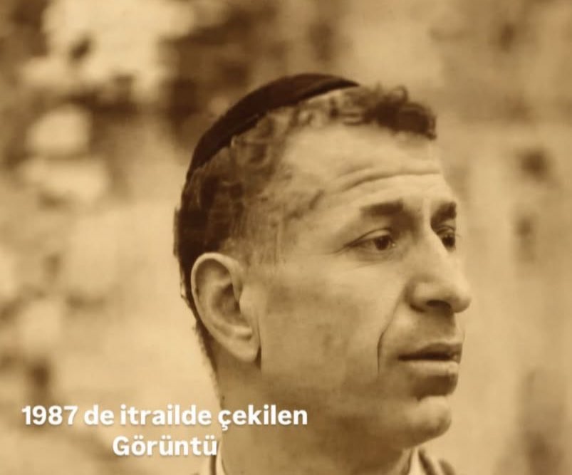 1987’de İsrail’de çekildiği iddia edilen bu fotoğraf sosyal medyada gündem oldu.