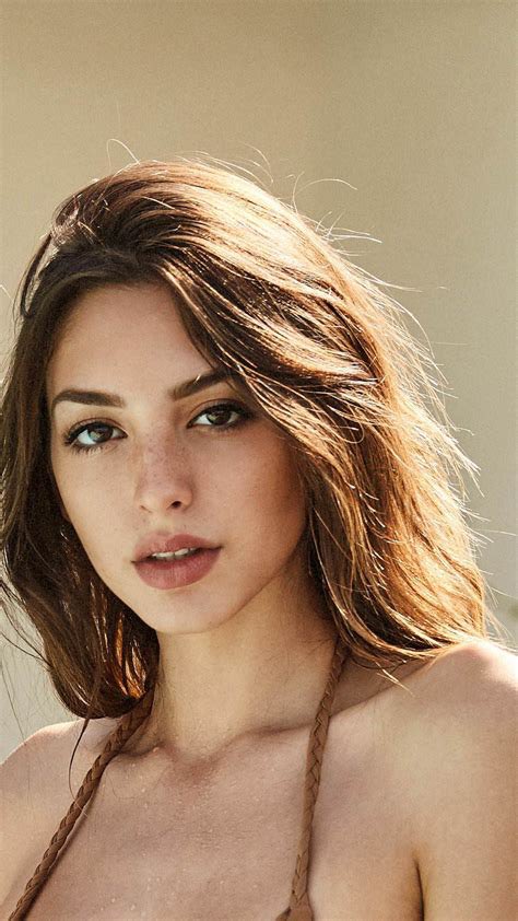 Lexi Redstone tweet media