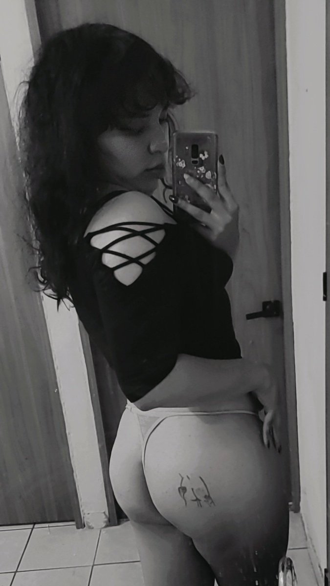 Genesiis_117's tweet photo. Let me sit this ass... on you ❤️‍🔥 #trans #femboy #sissyespañol #onlyfans #gdl #sissy https://t.co/OEiRVr5Gcn
