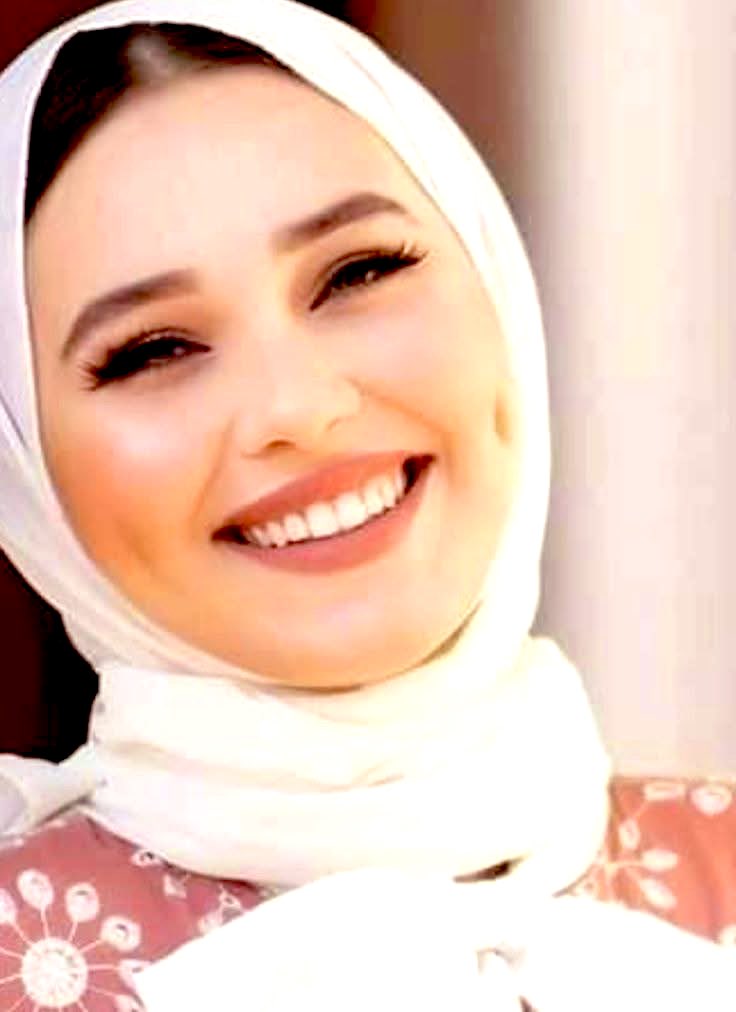 محشش نزل على الانتخابات كتب تحت صورته
و عسى ان تكرهوا شيئا و هو خير لكم
هههههههههههههههه