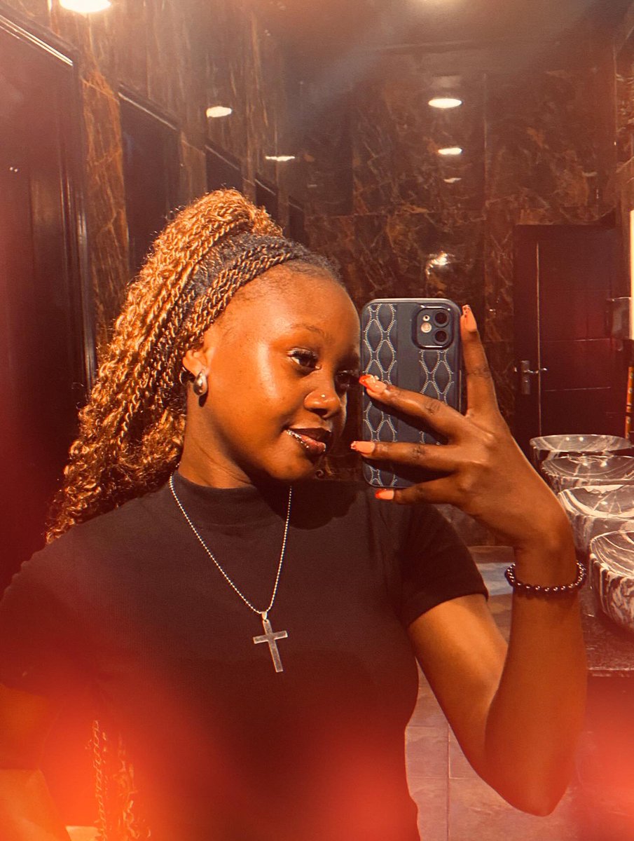 Amooti 🌹🌹 tweet media