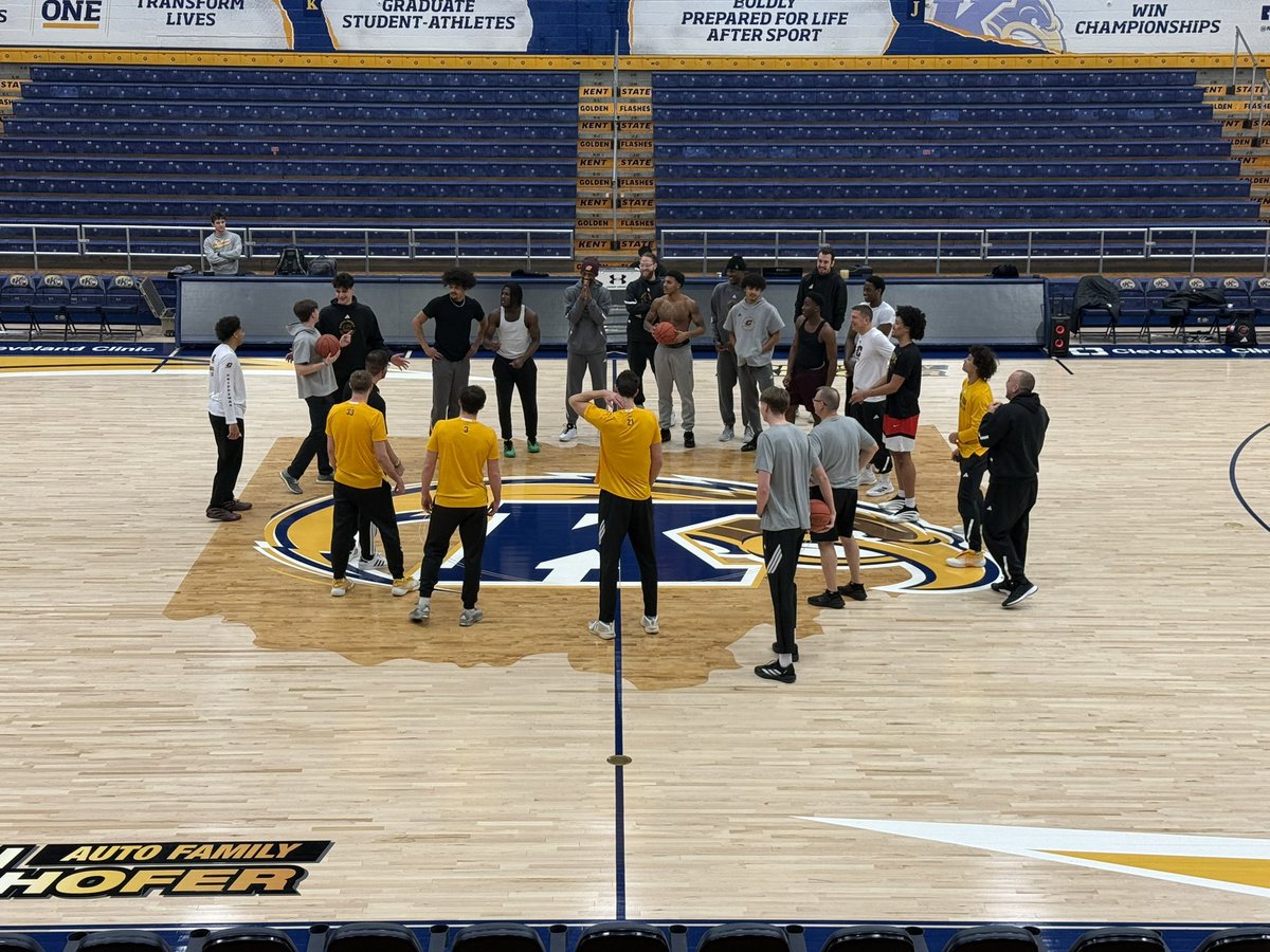 Adam Jaksa tweet media