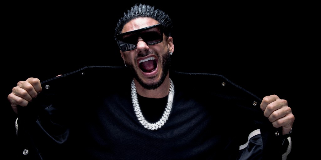 August Hall tweet media