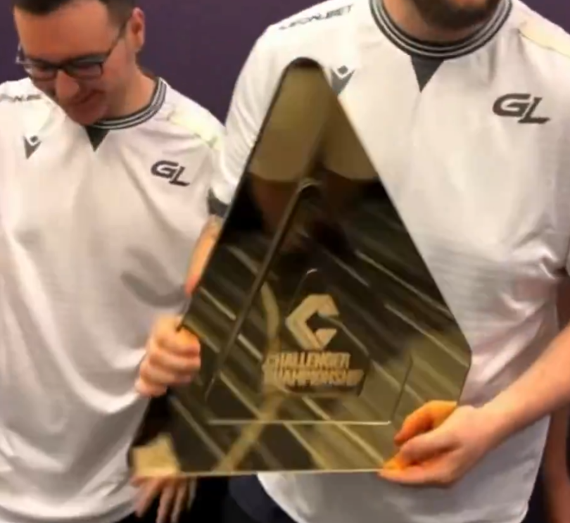 Łukasz Pożyczek tweet media