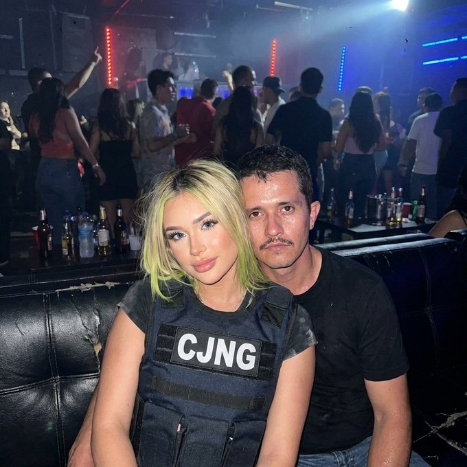 Tendencias tweet media