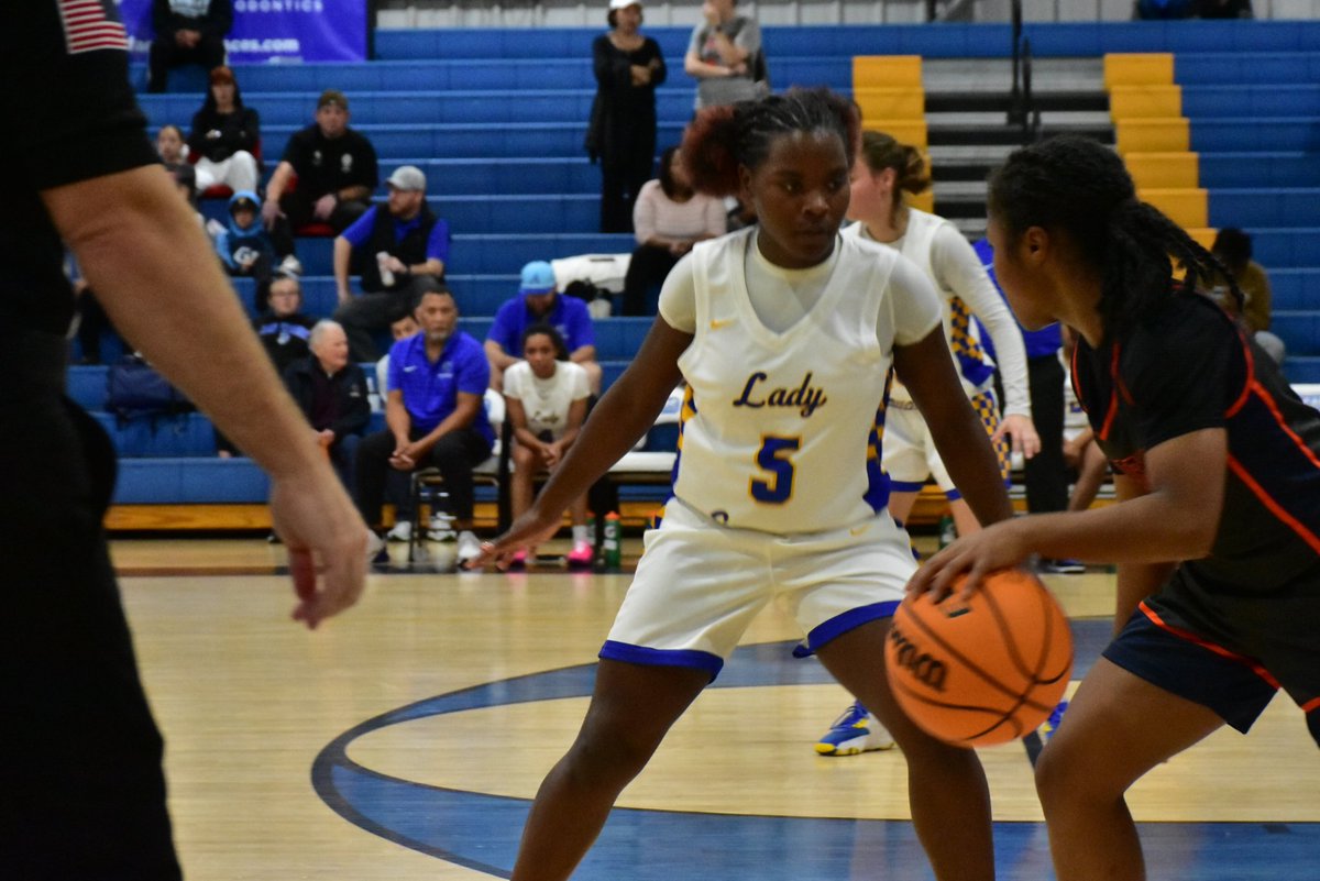 CA_COUGARS_GBB tweet media