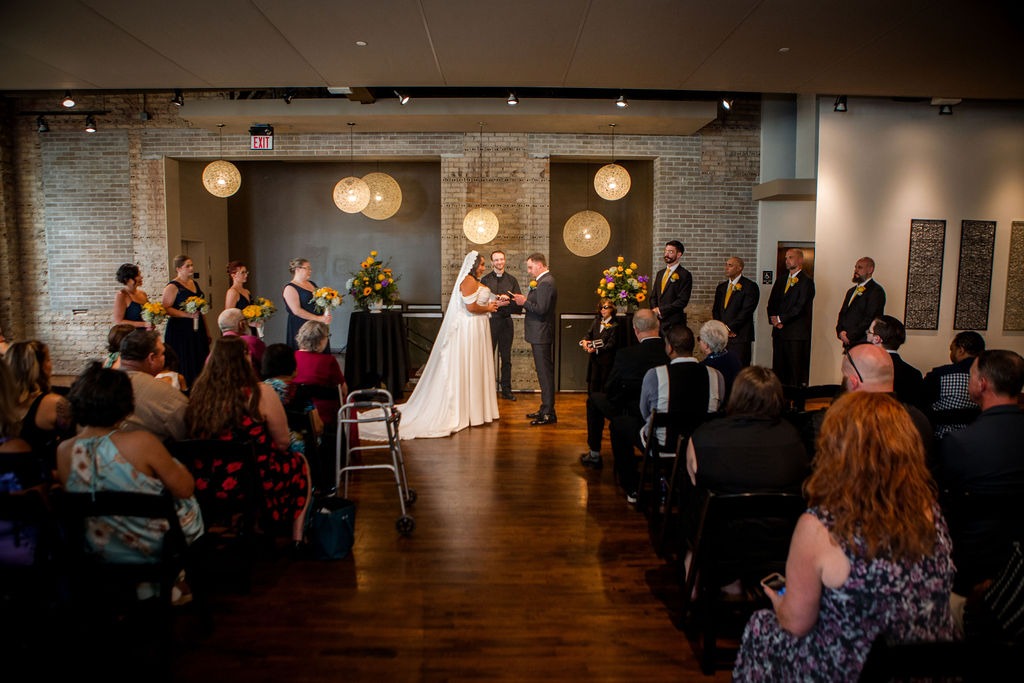 FiveEventCenter's tweet photo. 𝑪𝒐𝒛𝒚 𝑪𝒆𝒍𝒆𝒃𝒓𝒂𝒕𝒊𝒐𝒏𝒔 🍂❄️ 
 
Planning a fall or winter wedding? FIVE Event Center offers warm, inviting spaces that make seasonal celebrations feel magical.

Contact us today: https://t.co/2n4i4YUJgP https://t.co/85eOnDIeiB