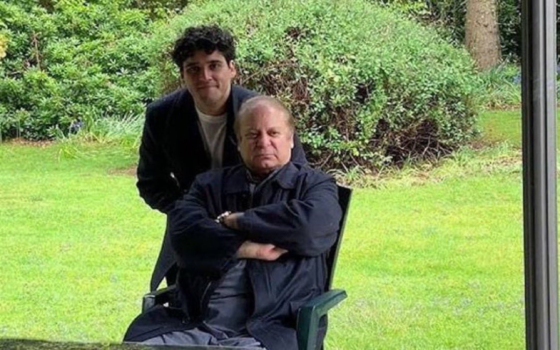 نواز شریف کے پوتے زید کے ہاں بیٹے کی ولادت ہوئی ہے میاں صاحب کا بیٹا بھی دادا بن گیا ہے اور میاں صاحب پڑدادا ۔۔۔۔۔۔