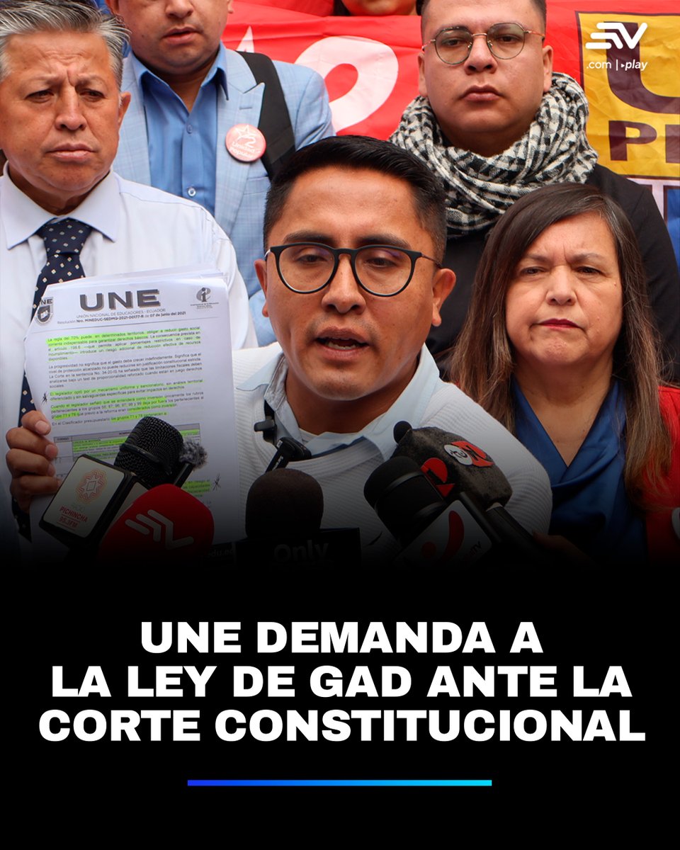 La Unión Nacional de Educadores presentó, este 24 de febrero, una acción de inconstitucionalidad contra la Ley de Gobiernos Autónomos Descentralizados, que reforma el Cootad. 👉 bit.ly/4qQjbvL