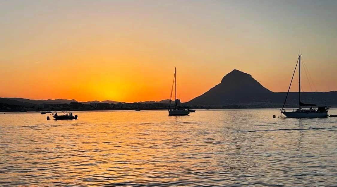 Nog een mooie avond gewenst…🇪🇸

Het verveelt nog niks hier😊