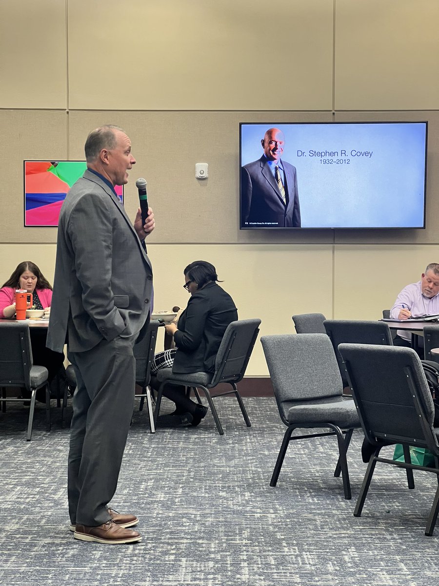 Traci Thomas-Bragg tweet media