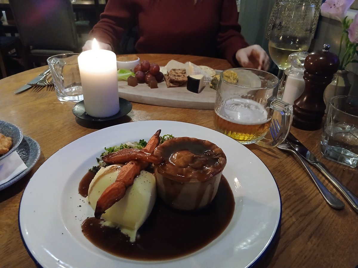 Mark 🏴󠁧󠁢󠁥󠁮󠁧󠁿🇬🇧 also known as Accyhammer🎗 tweet media