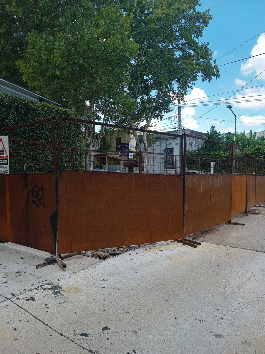 Estoy Cansado Jefe. tweet media