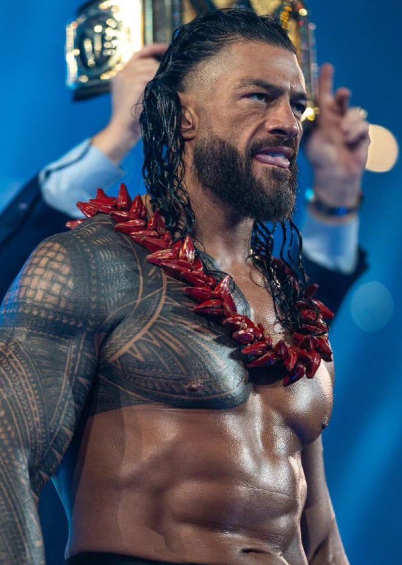 Happy Tuesday 😋

Roman Reigns 🫶🏾