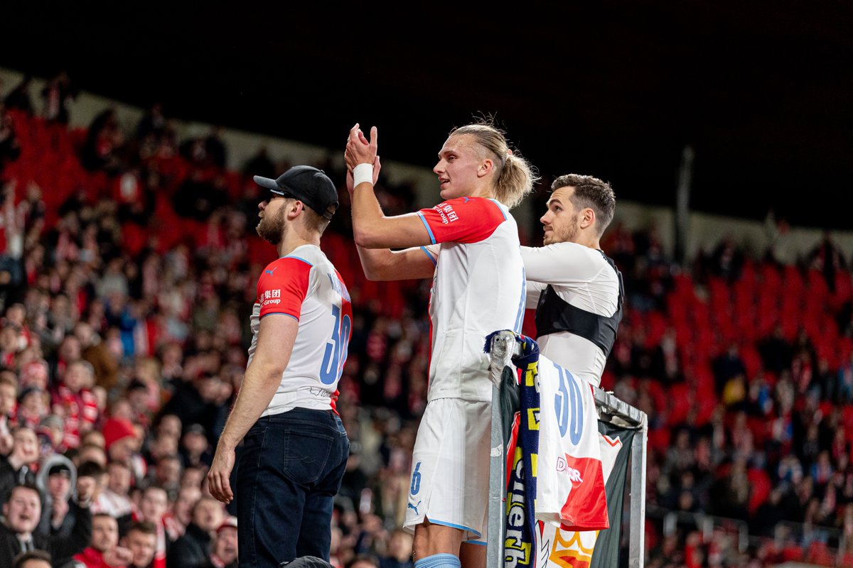 SK Slavia Praha tweet media