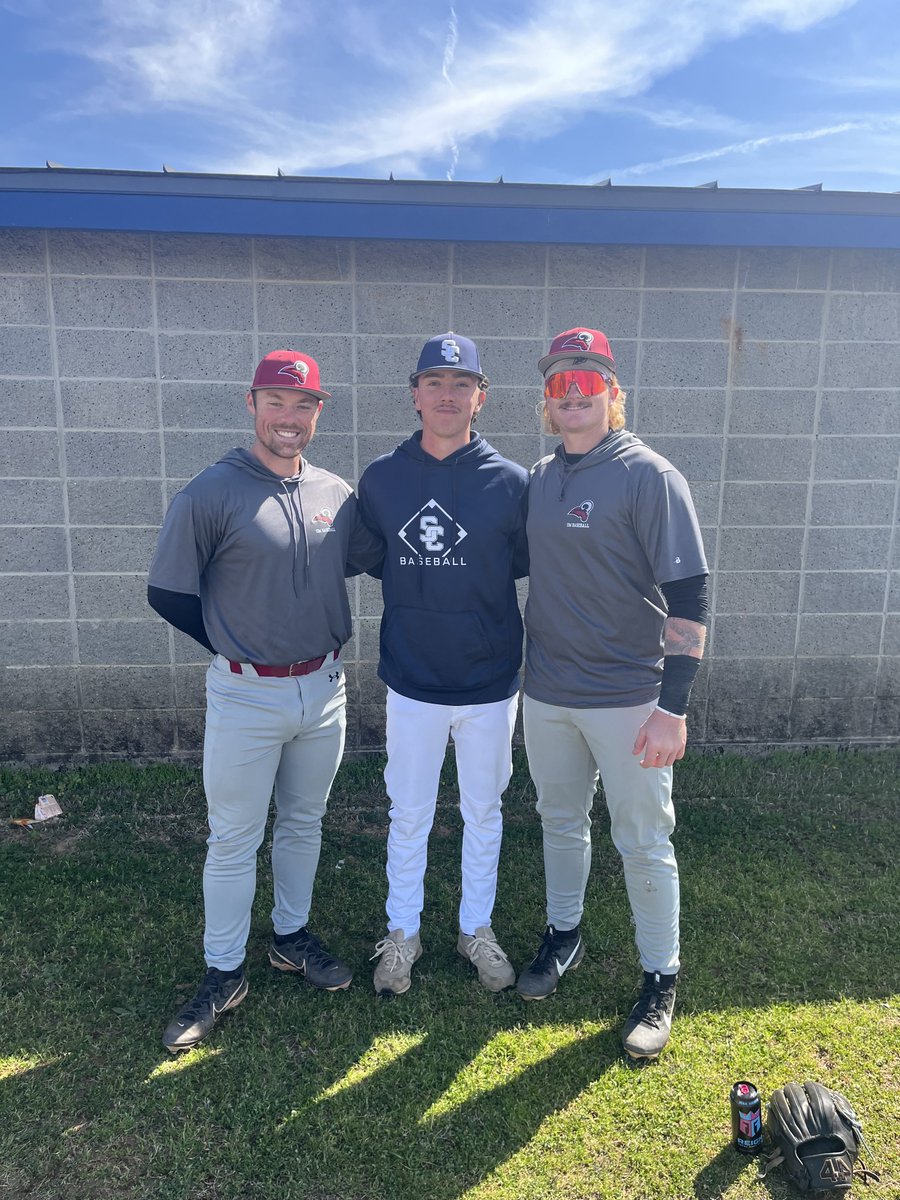 Baseball_bscc's tweet photo. Brothers for life… 💪 #Bishopstatement ⁦ https://t.co/Iz6ge4Uea8